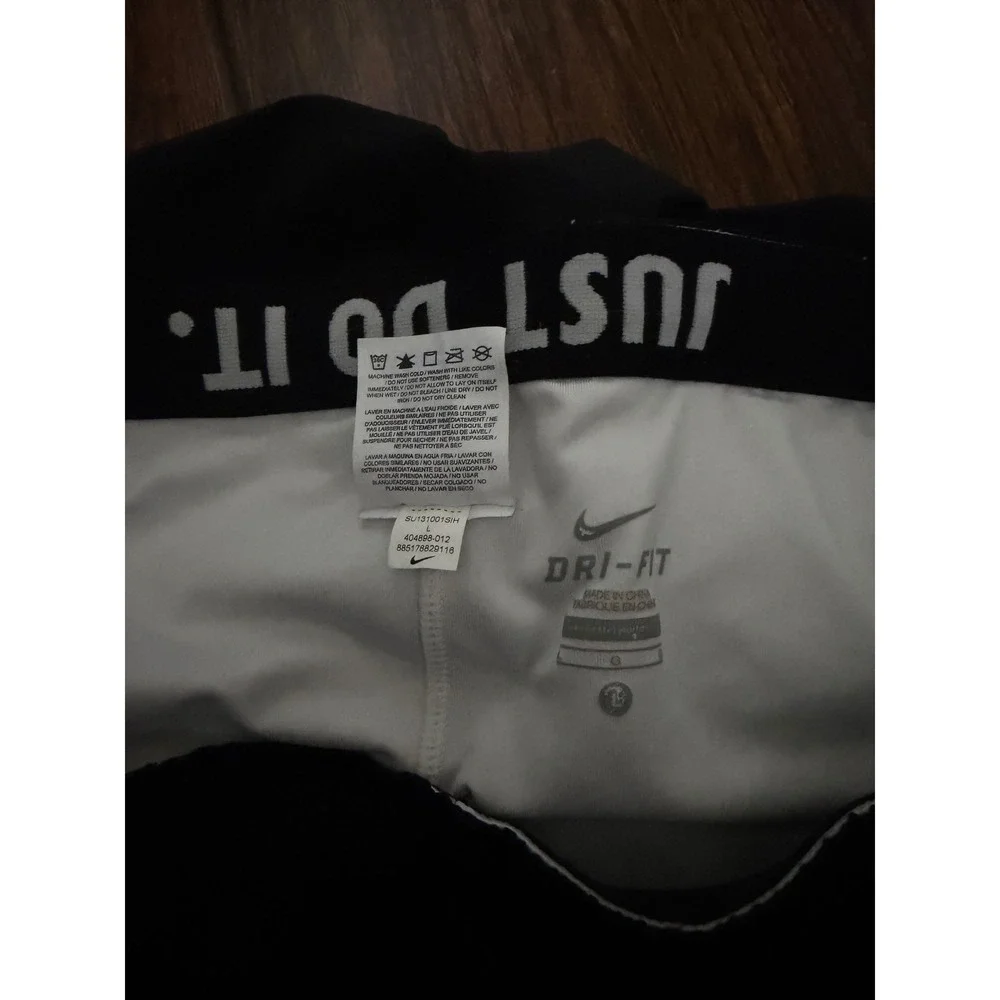 Nike Dri-FIT Running Shorts Womens Large Black Just Do It Waistband 404898-012